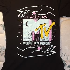 MTV t-shirt
